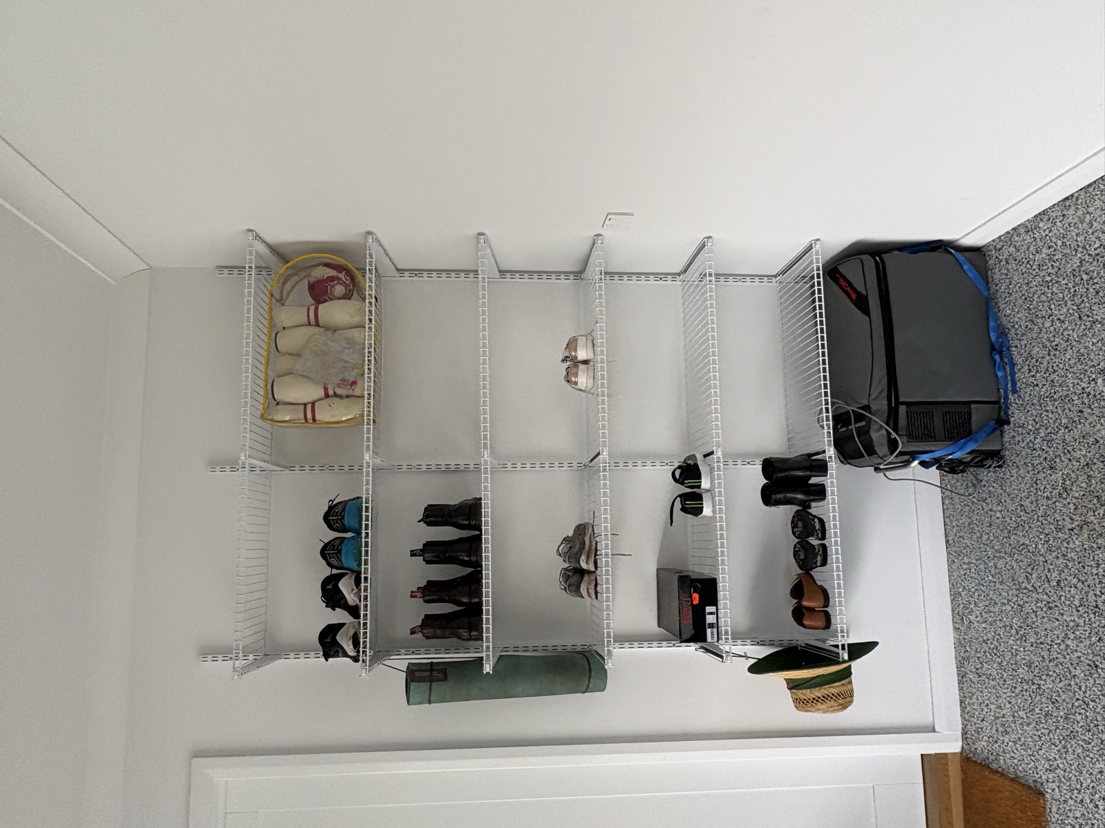 Wire storage shelving installation, Top Notch Handyman Service